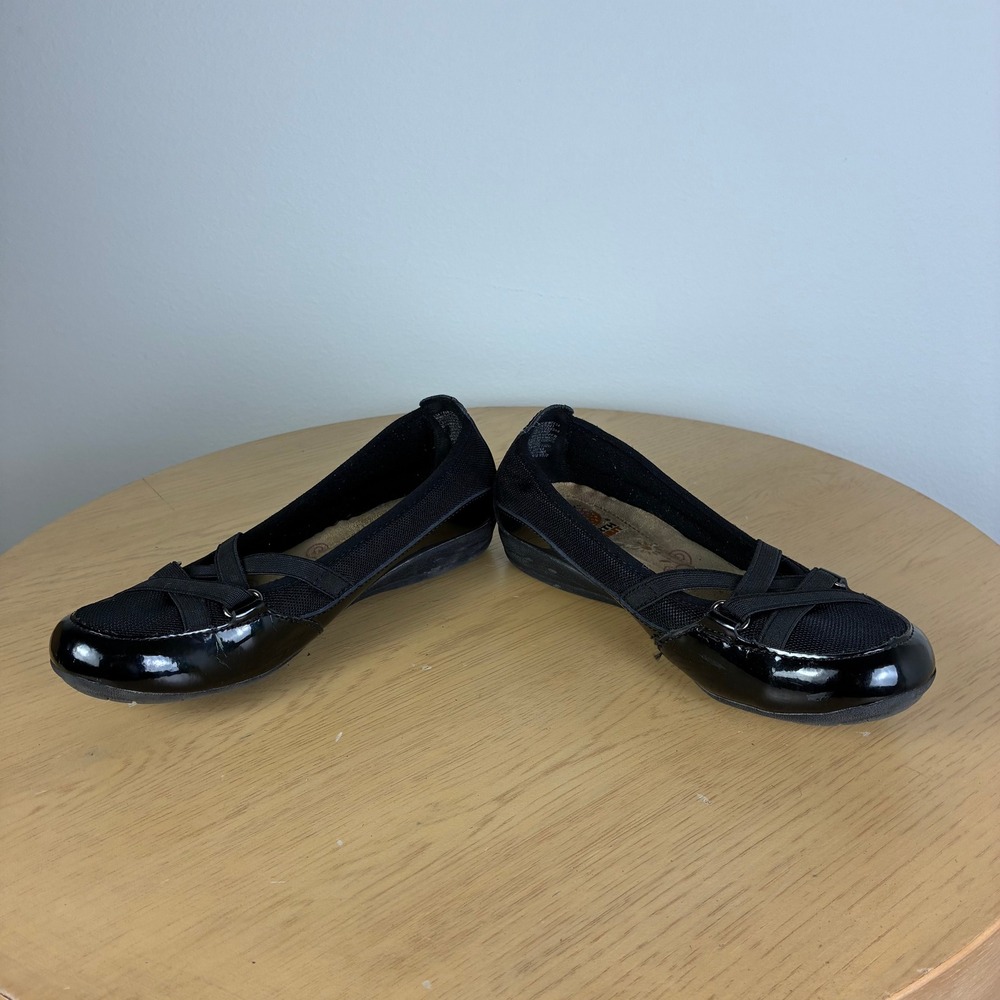 Earth Spirit Mesh Patent Leather Crisscross Strap Flats Women's 7 Comfort - Picture 3 of 7